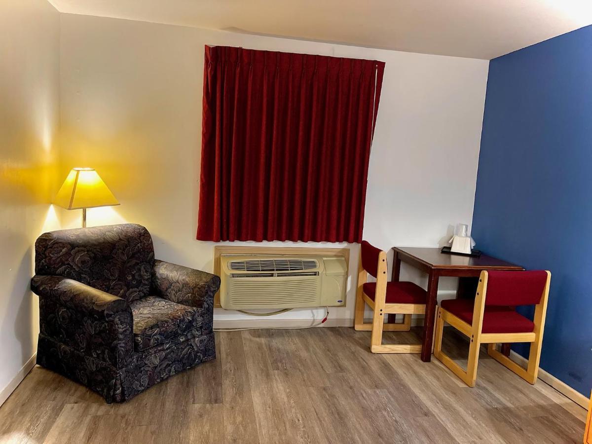 Express Inn Джанкшен Сити Экстерьер фото