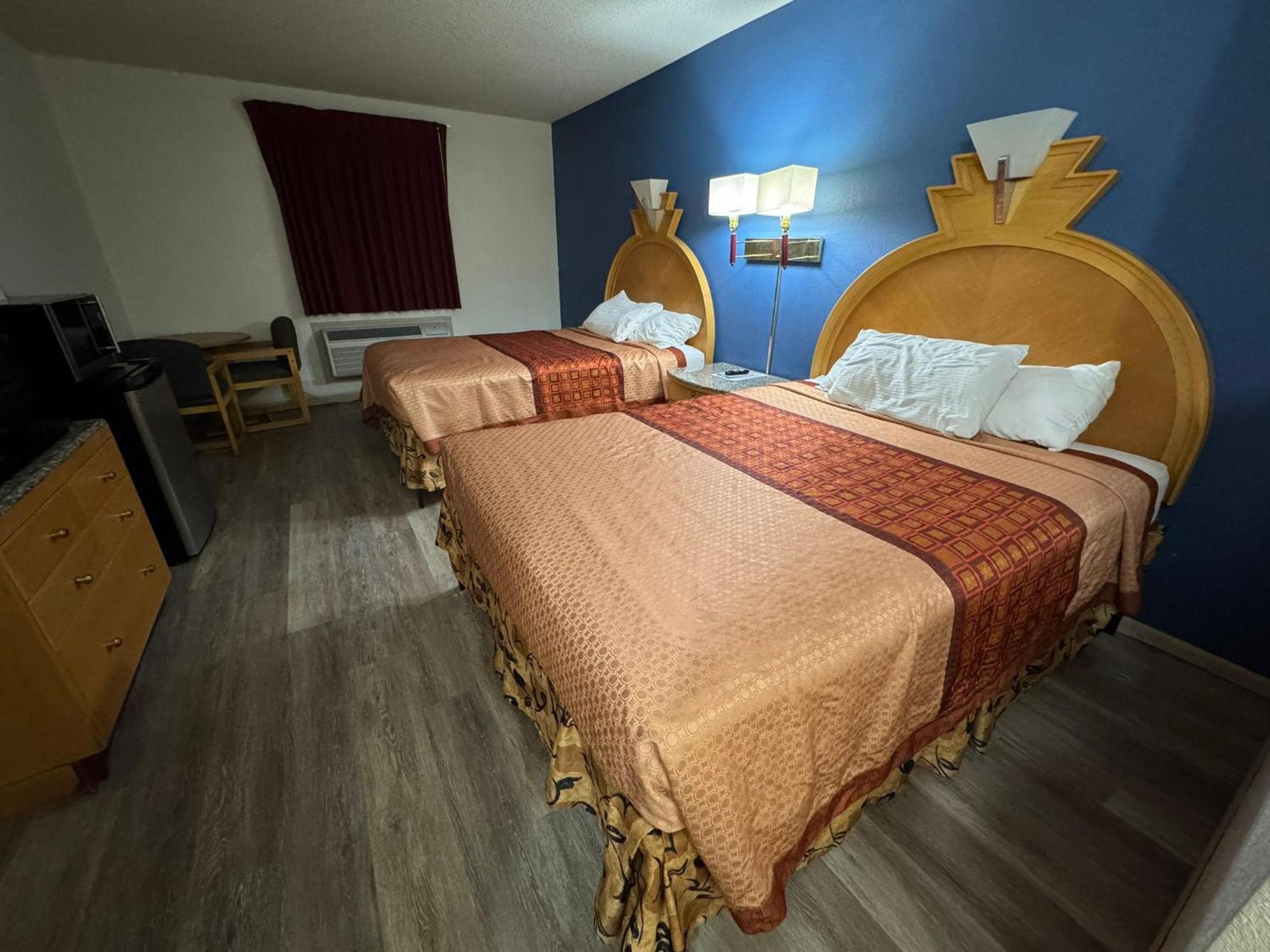Express Inn Джанкшен Сити Экстерьер фото